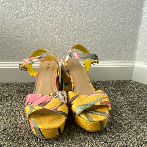 Nine West High Heels - Picture 6 of 9